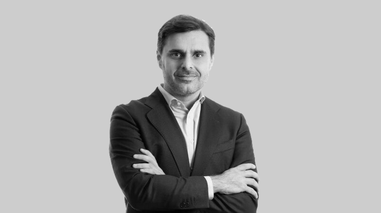 Santander Acquires Majority Stake in Tresmares