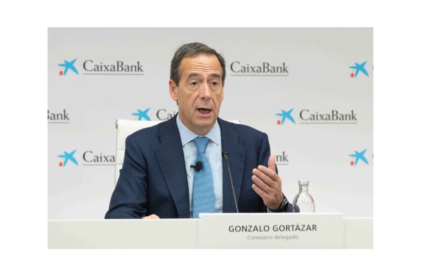 CaixaBank obtiene un beneficio de 1.572 millones en el primer trimestre de 2026 (+7%), con crecimiento del negocio y un nuevo programa de recompra de acciones.