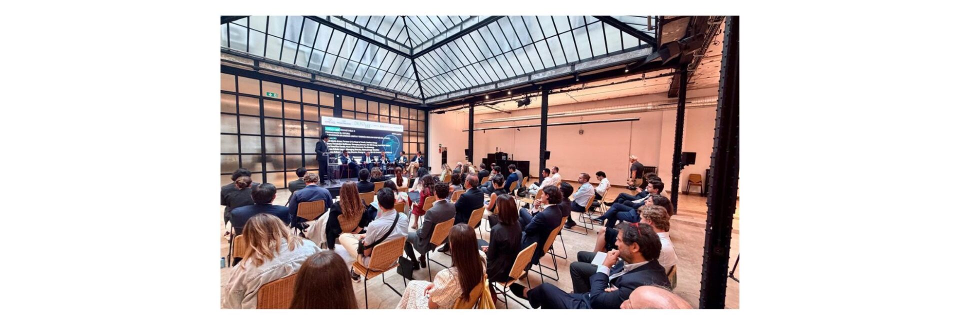 Iberian Lawyer, junto a Financecommunity.es, celebra una nueva edición del Energy Day, que reúne a expertos del ámbito legal y financiero.