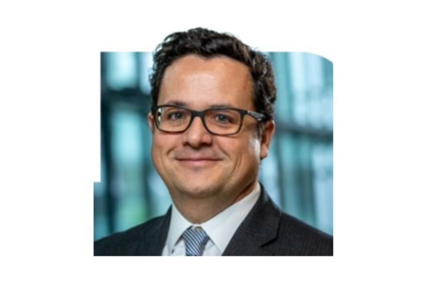 Javier Echave dejará Heathrow en octubre para incorporarse como director financiero de Merlin Properties, según Forbes.