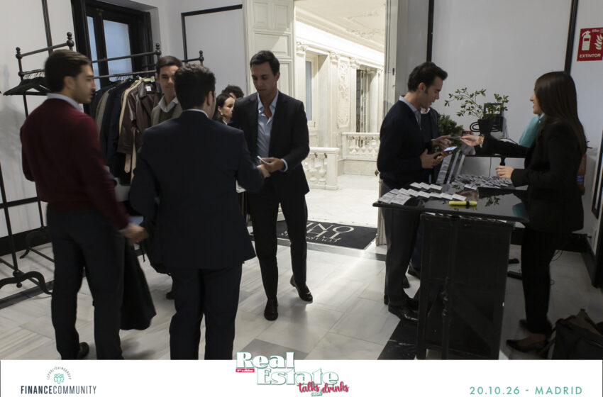Talks_and_drinks_065