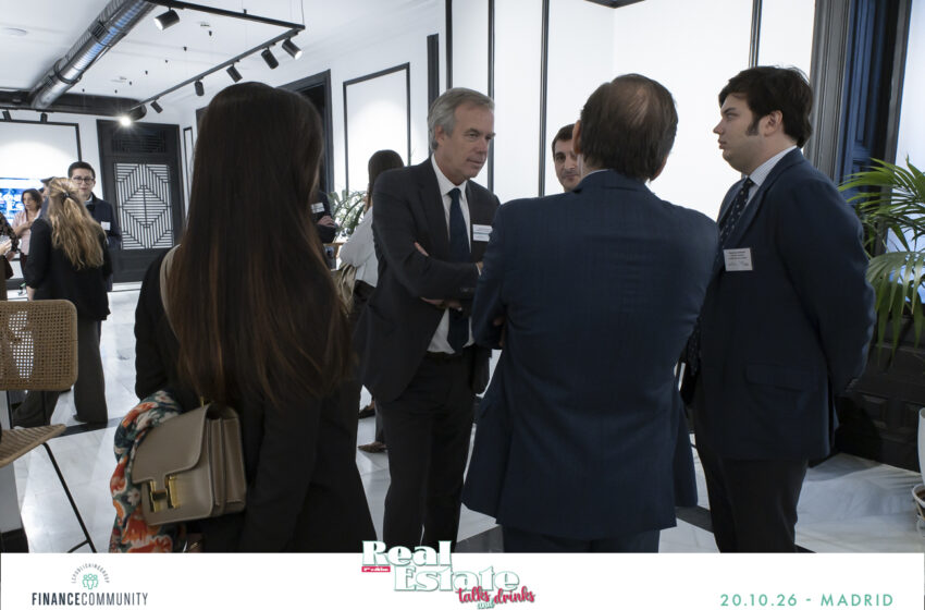 Talks_and_drinks_068