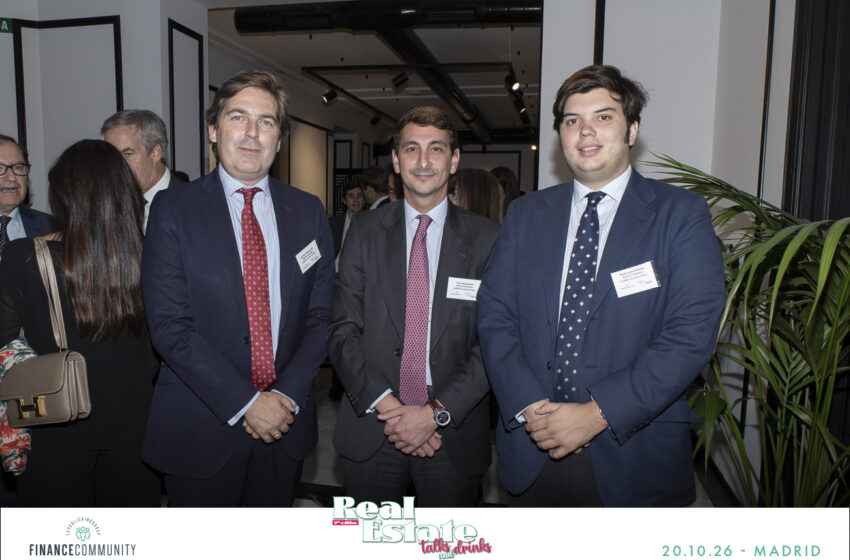 Talks_and_drinks_099