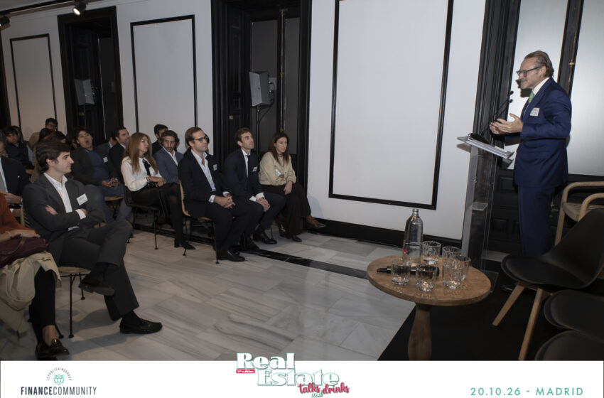 Talks_and_drinks_111