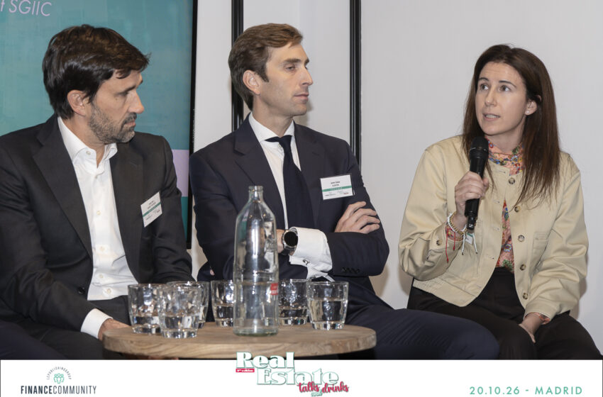 Talks_and_drinks_128