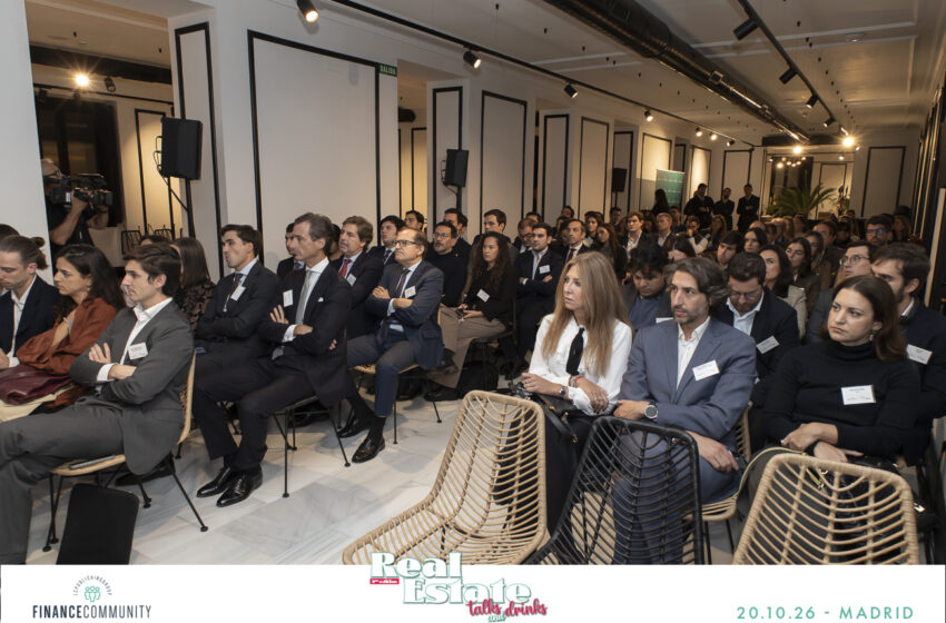 Talks_and_drinks_134