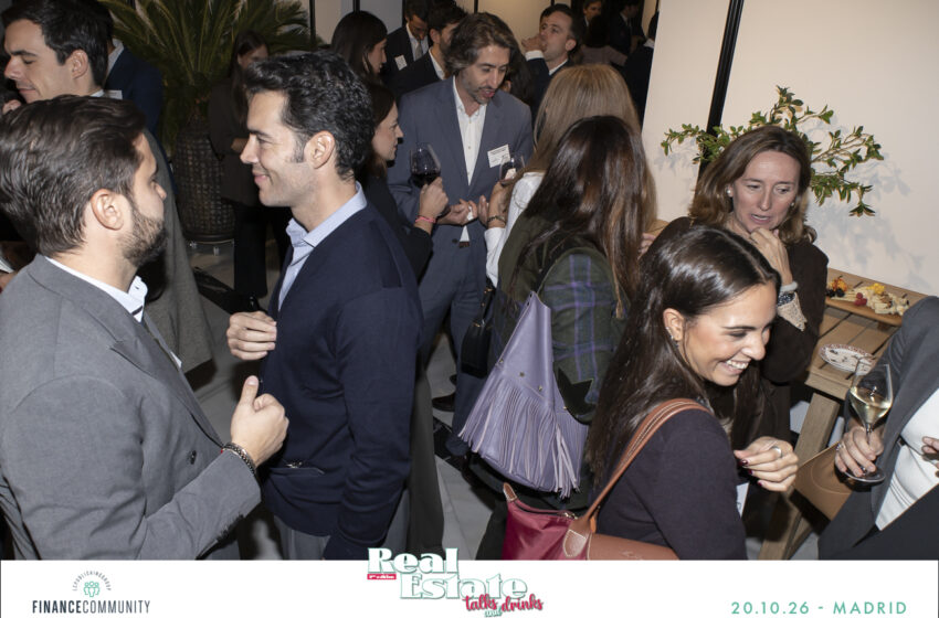 Talks_and_drinks_207