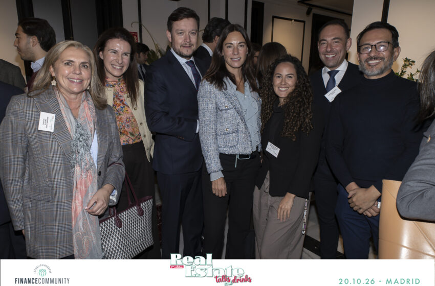 Talks_and_drinks_229