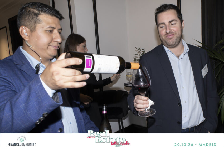 Talks_and_drinks_233