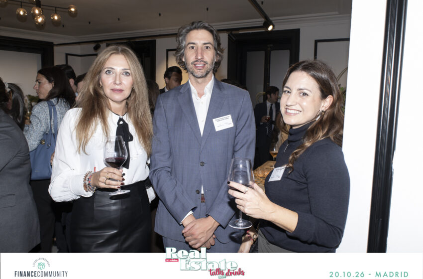 Talks_and_drinks_239