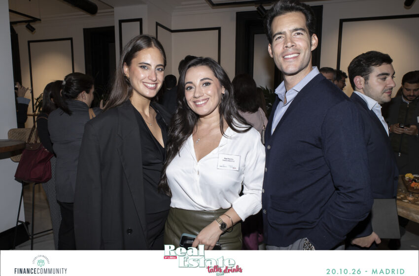 Talks_and_drinks_255
