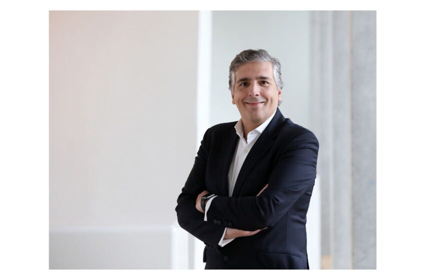 BBVA nombra a Luís Simões responsable de Banca Minorista en España tras el ascenso de Gonzalo Rodríguez a director financiero del grupo.